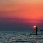 Ilhabela-SP aposta em robô caiçara em nova campanha para atrair turistas no inverno
