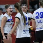 Pinheiros enfrenta o Realizar Santos em busca da vaga na semifinal da Superliga B