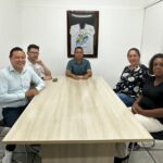 Vereador Marcel da ONG acompanha moradores de condomínio da Chácara Estância Paulista em reunião na Secretaria de Transporte e Mobilidade Urbana