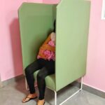 Poá instala poltronas de amamentação para ampliar acolhimento na rede de saúde