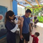 Poá realiza Dia D de vacinação e imuniza centenas de pessoas contra gripe e Covid