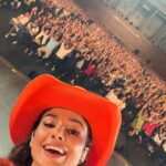 Paula Fernandes lota shows em Portugal e emociona público emduas noites marcantes